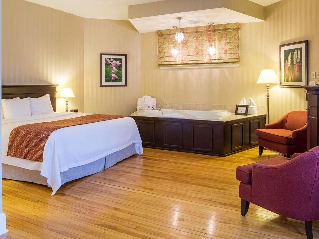 Quality Inn & Suites Downtown Charlottetown Room photo